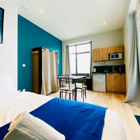 Genas 1 - - Montchat Apartmán *