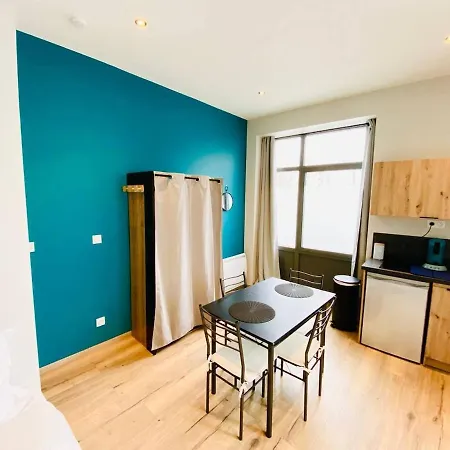 Genas 1 - - Montchat Apartmán *